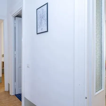Ht La Spezia Bilo Apartment Rome Exterior photo